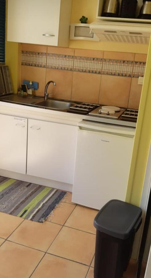 Appartement Mathena Caritan Esterno foto