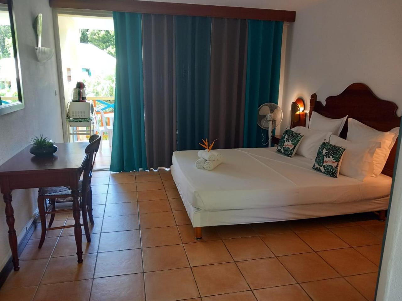 Appartement Mathena Caritan Esterno foto