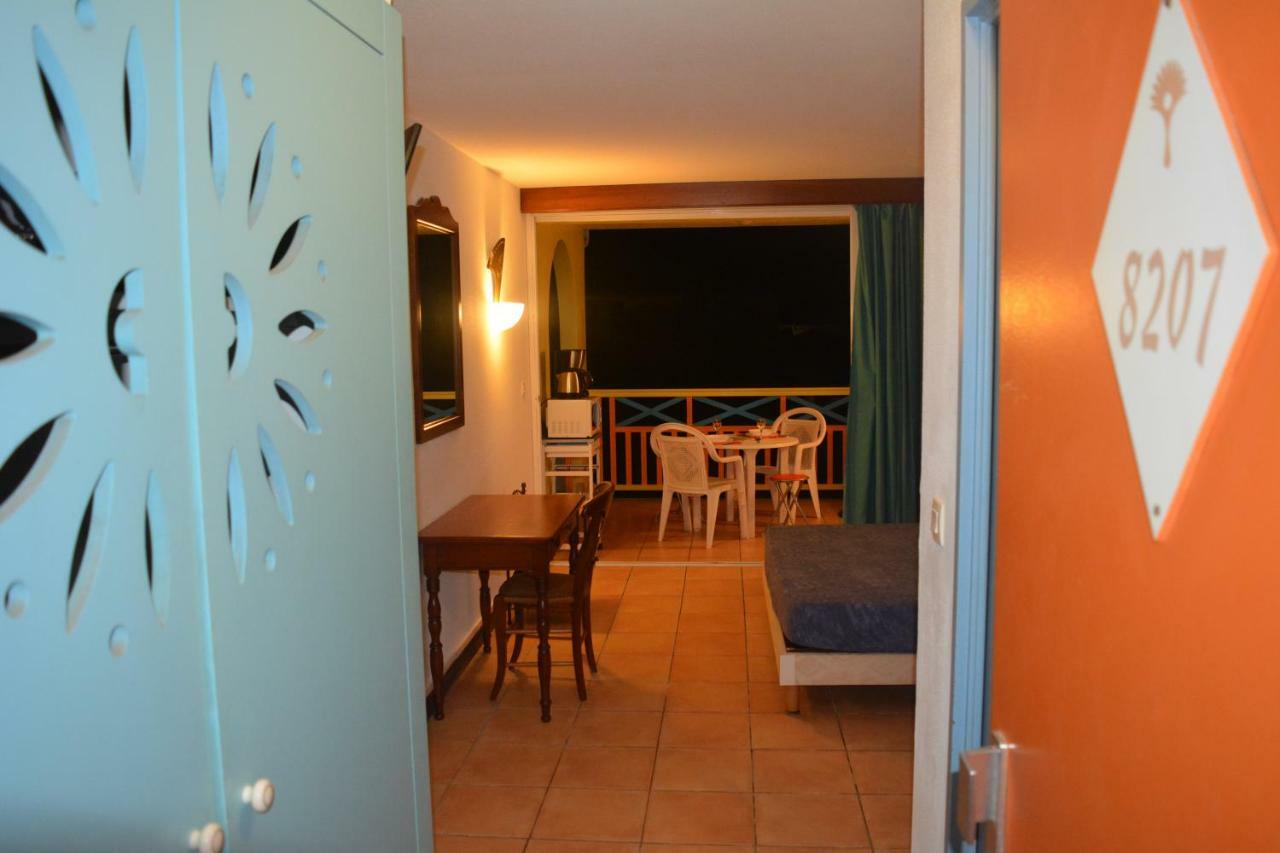 Appartement Mathena Caritan Esterno foto
