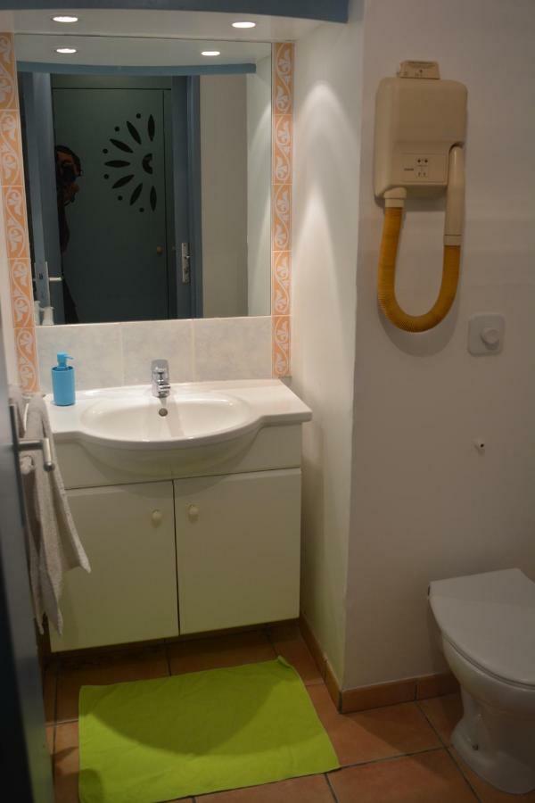 Appartement Mathena Caritan Esterno foto